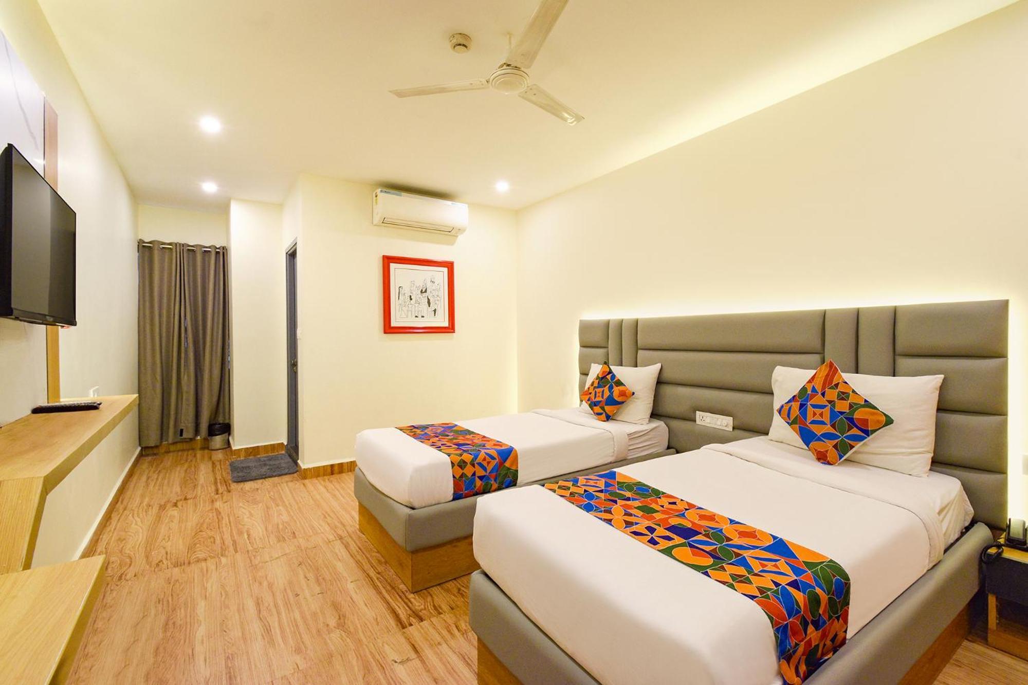 Fabhotel White Ridge - Kondapur Kondapur  Экстерьер фото
