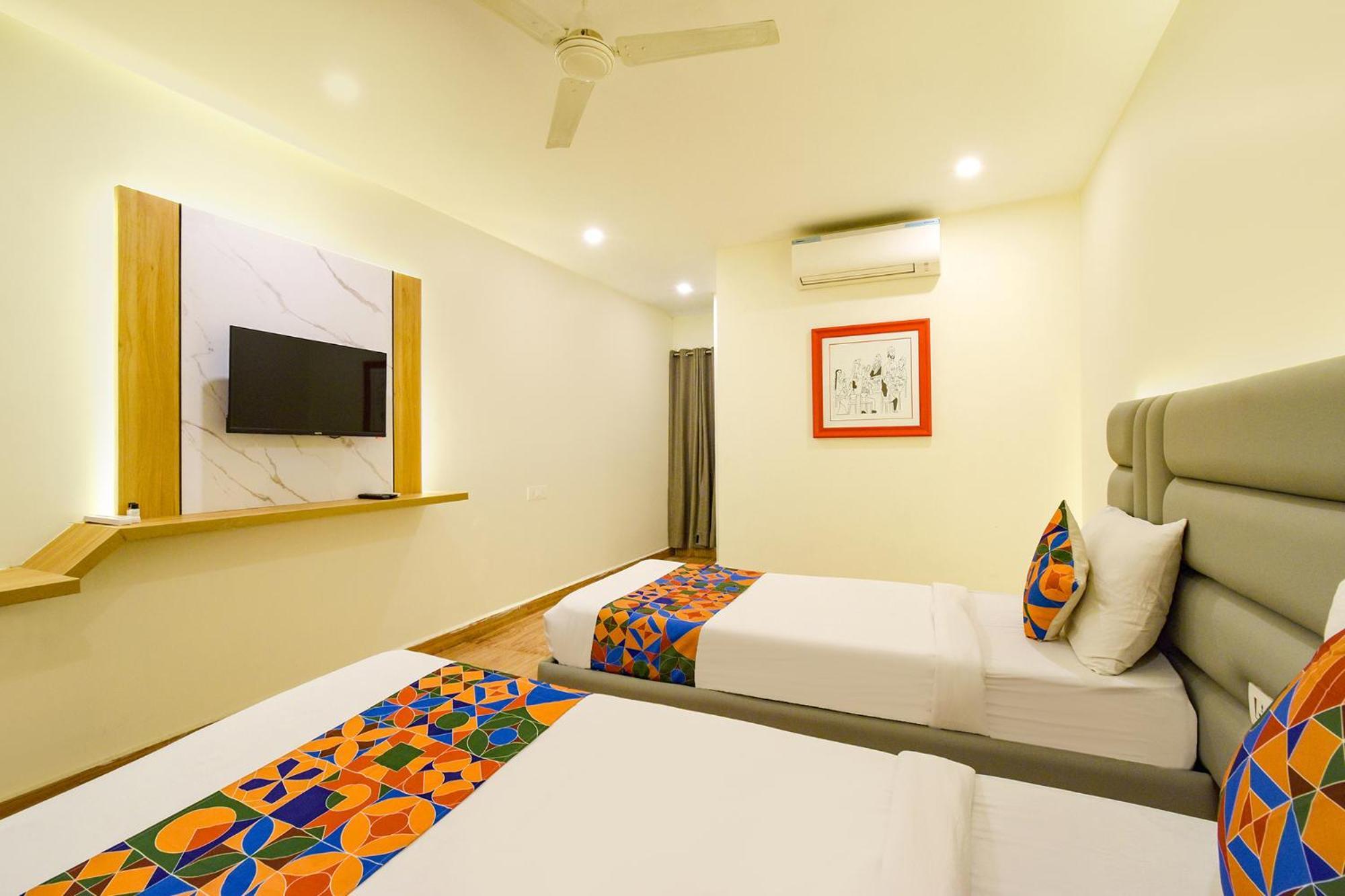 Fabhotel White Ridge - Kondapur Kondapur  Экстерьер фото