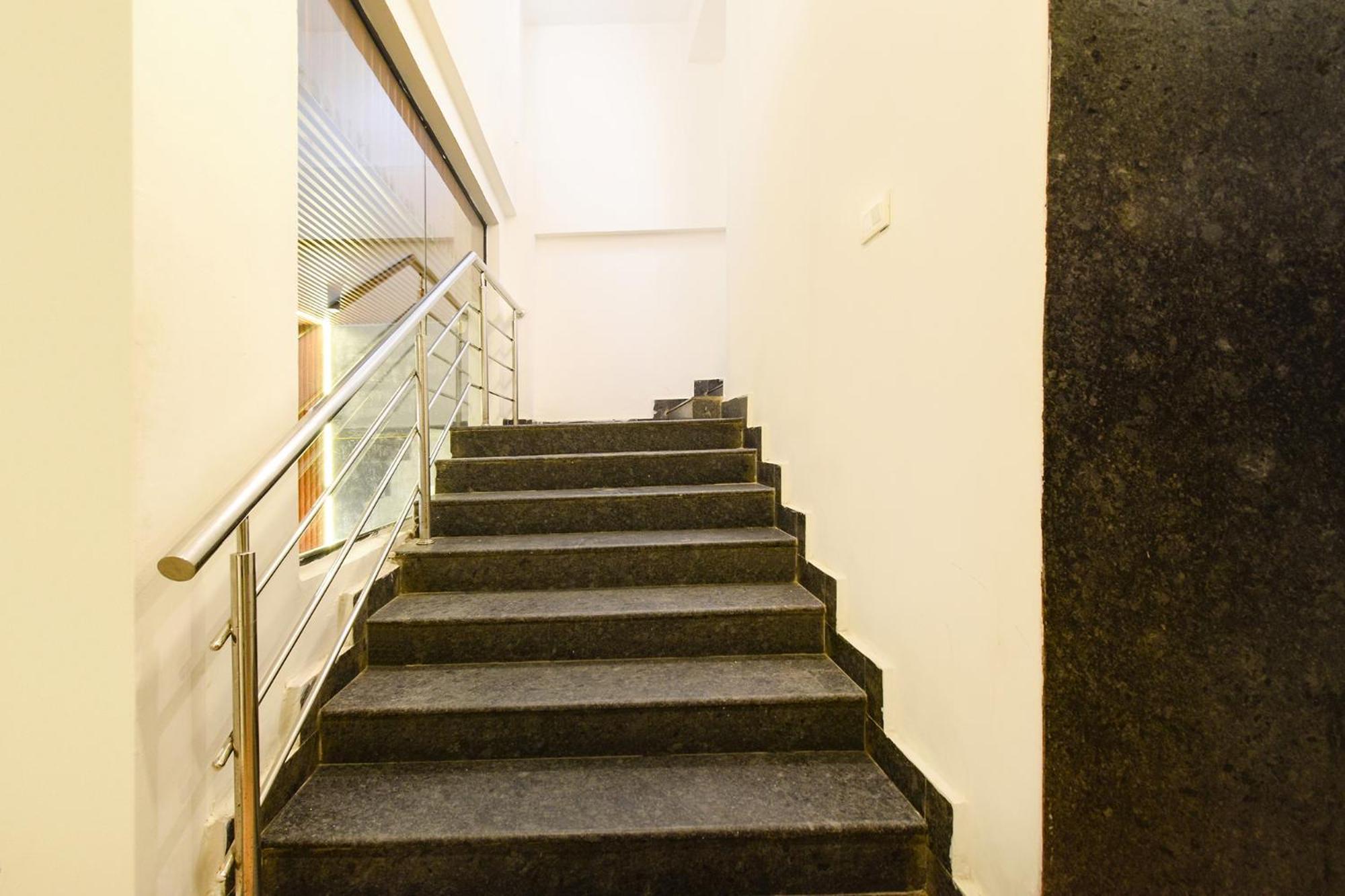 Fabhotel White Ridge - Kondapur Kondapur  Экстерьер фото