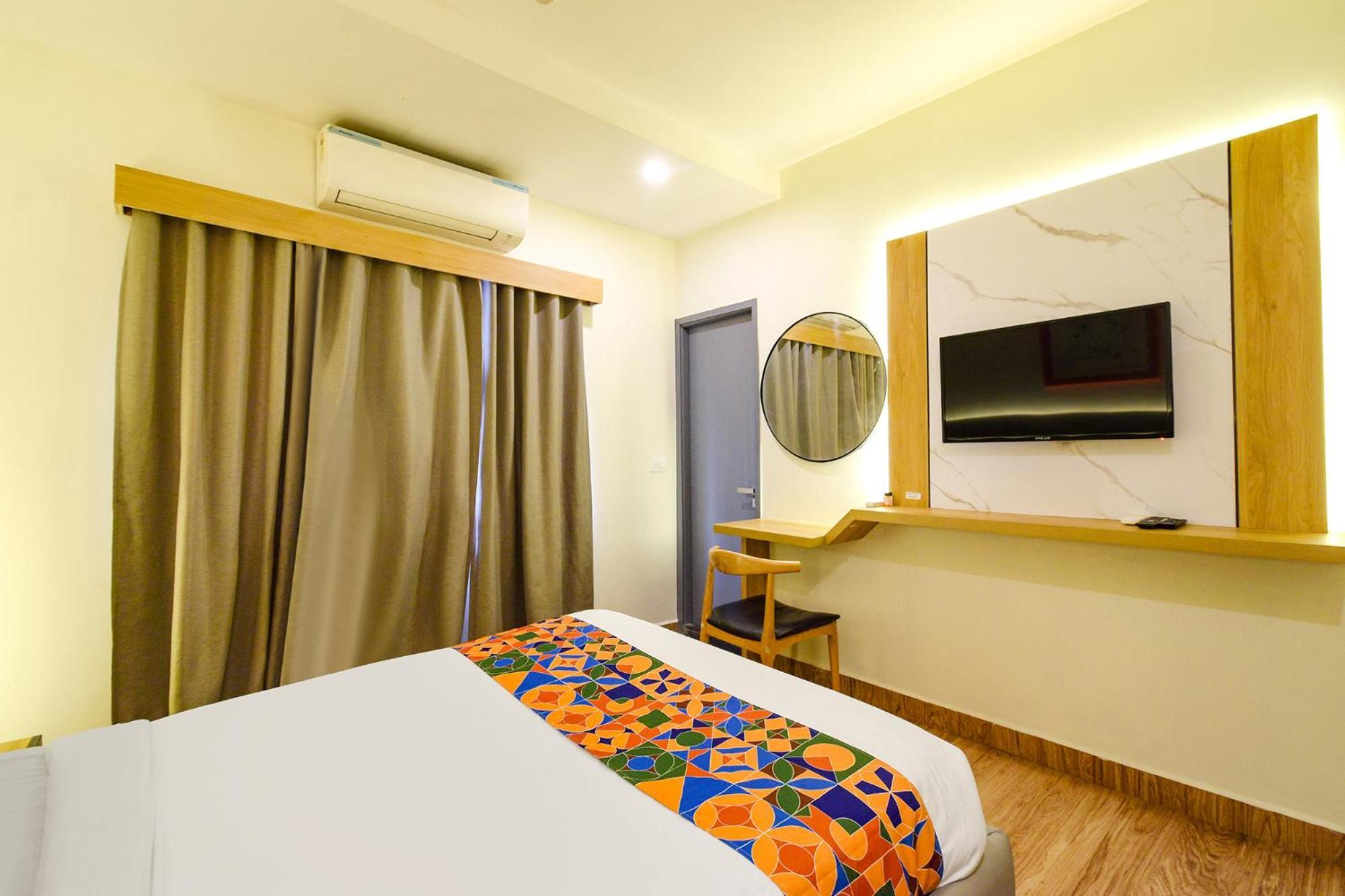 Fabhotel White Ridge - Kondapur Kondapur  Экстерьер фото
