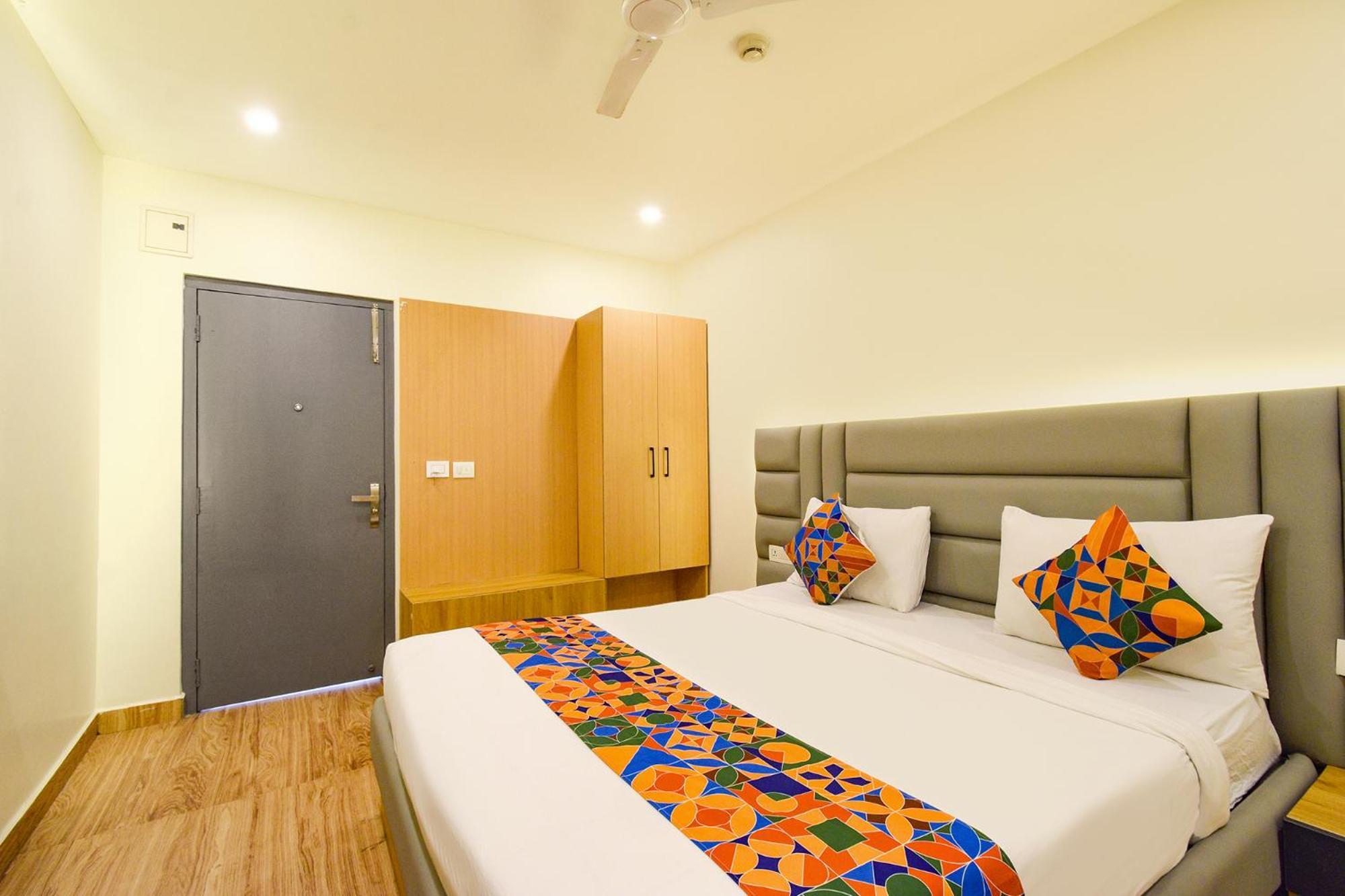 Fabhotel White Ridge - Kondapur Kondapur  Экстерьер фото